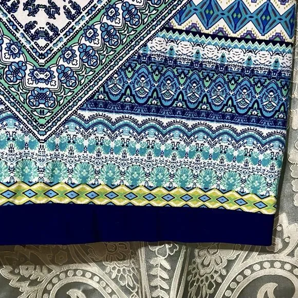 Vibrant Bohemian Mandala Shift Dress Size 6 Blue Multi Color Bell Sleeves Retro - Picture 5 of 13